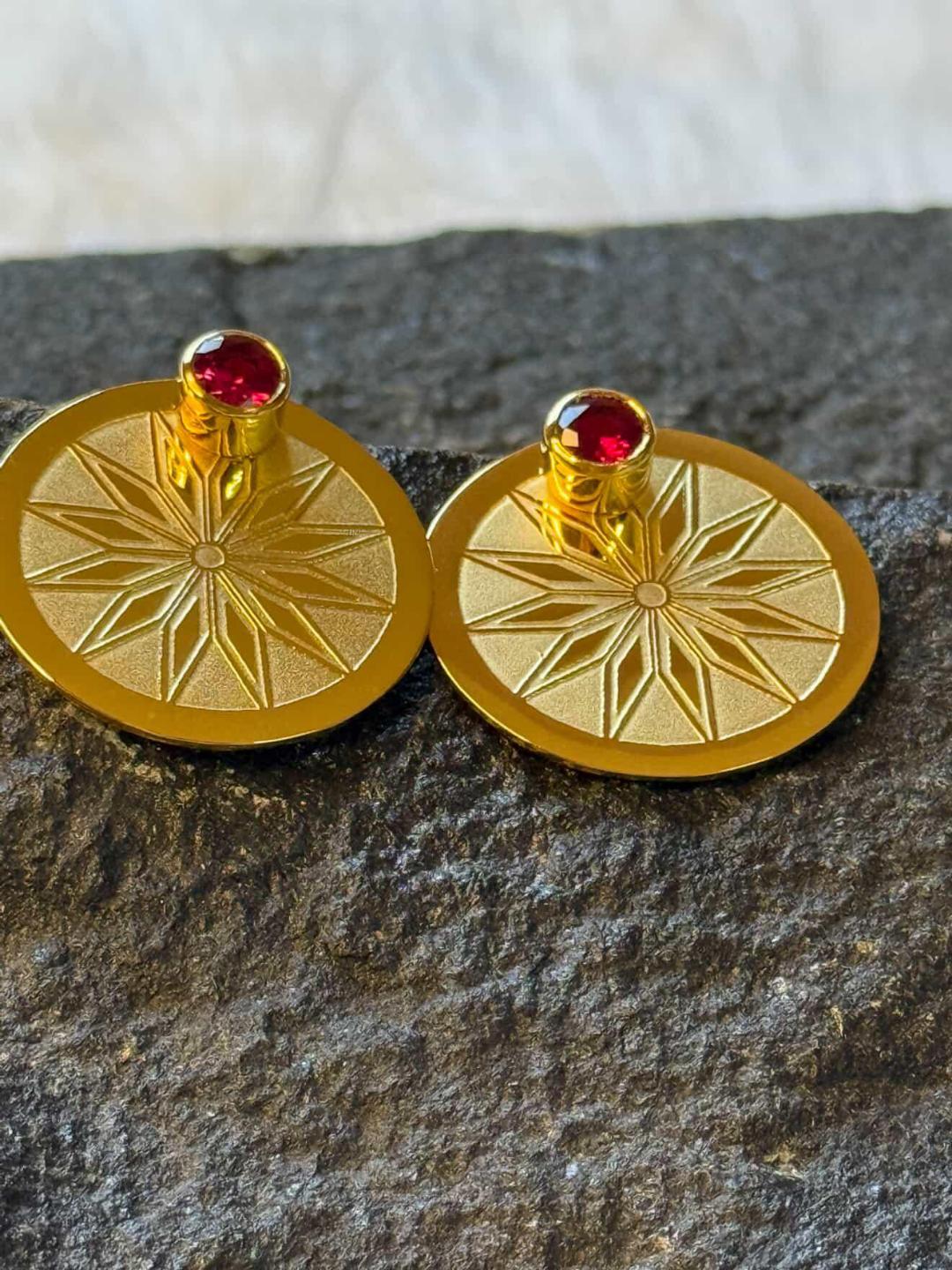 Arabesque Earring